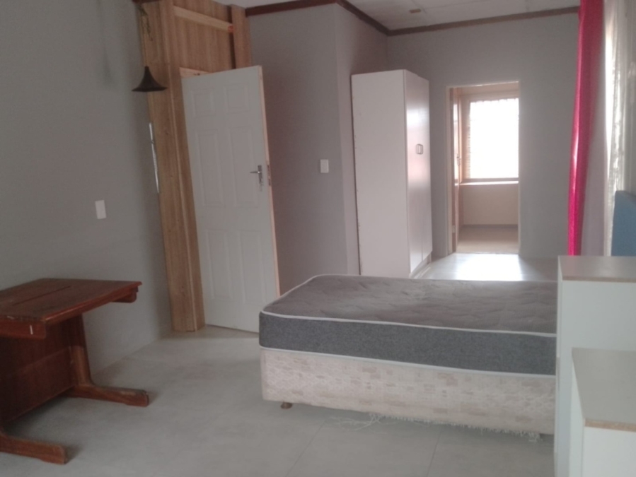 1 Bedroom Property for Sale in Brandwag Free State
